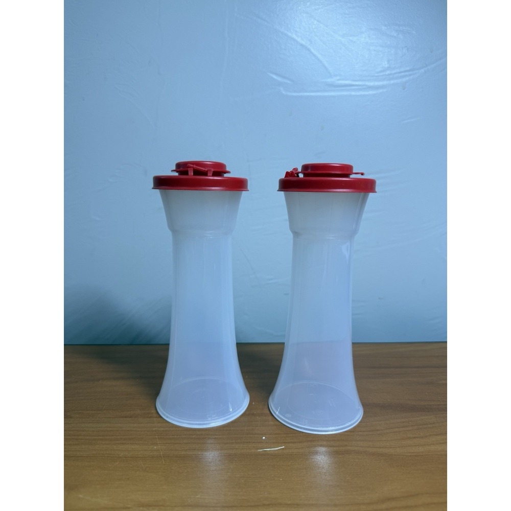 Tupperware Large Hourglass Salt and Pepper Shaker Set In Fiesta Red Brand New
